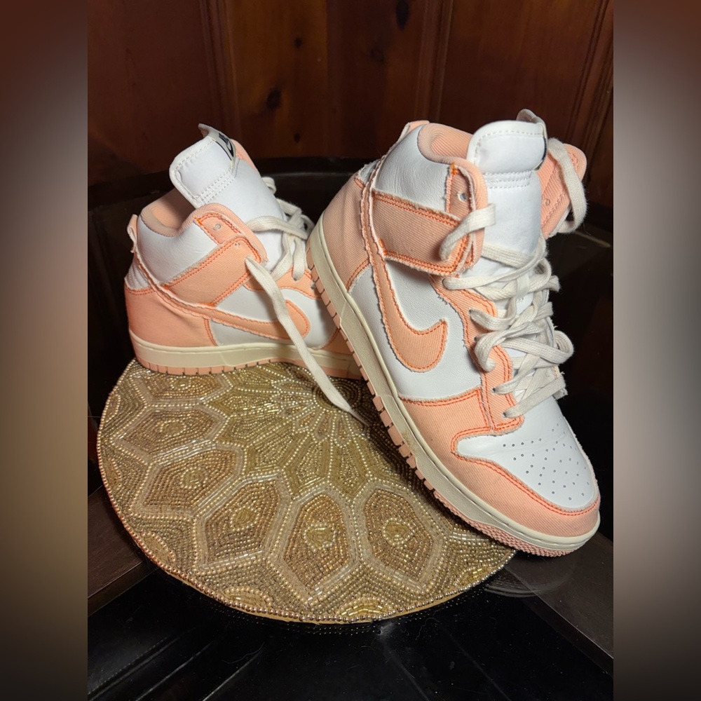 Nike Dunk High 1985 Women’s Arctic Orange